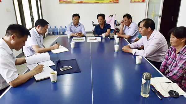 农场公司领导深入开展主题教育专题调研